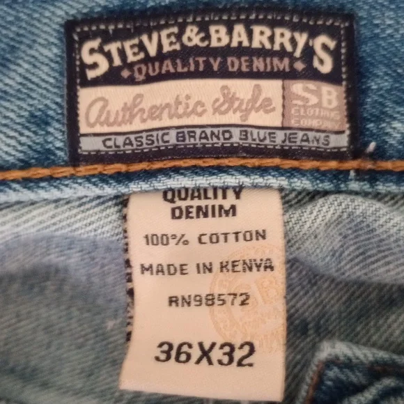 🎉 HOST PICK 🎉 Steve and Barry's EUC Men's Denim Jeans - Picture 3 of 3